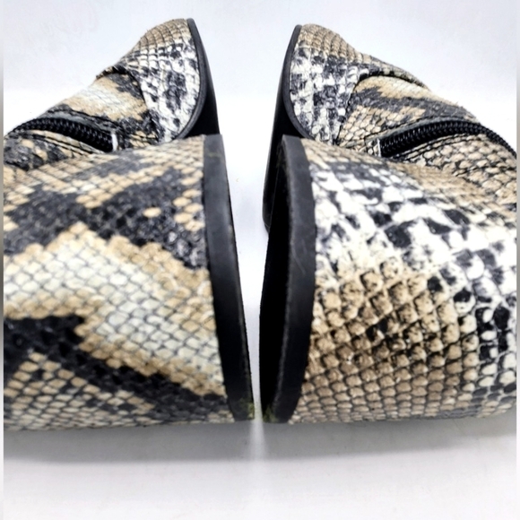 JEFFREY CAMPBELL LEATHER ASHCROFT BLOCK HEEL GREY BROWN SNAKE BOOTS SIZE 36 - Picture 9 of 16